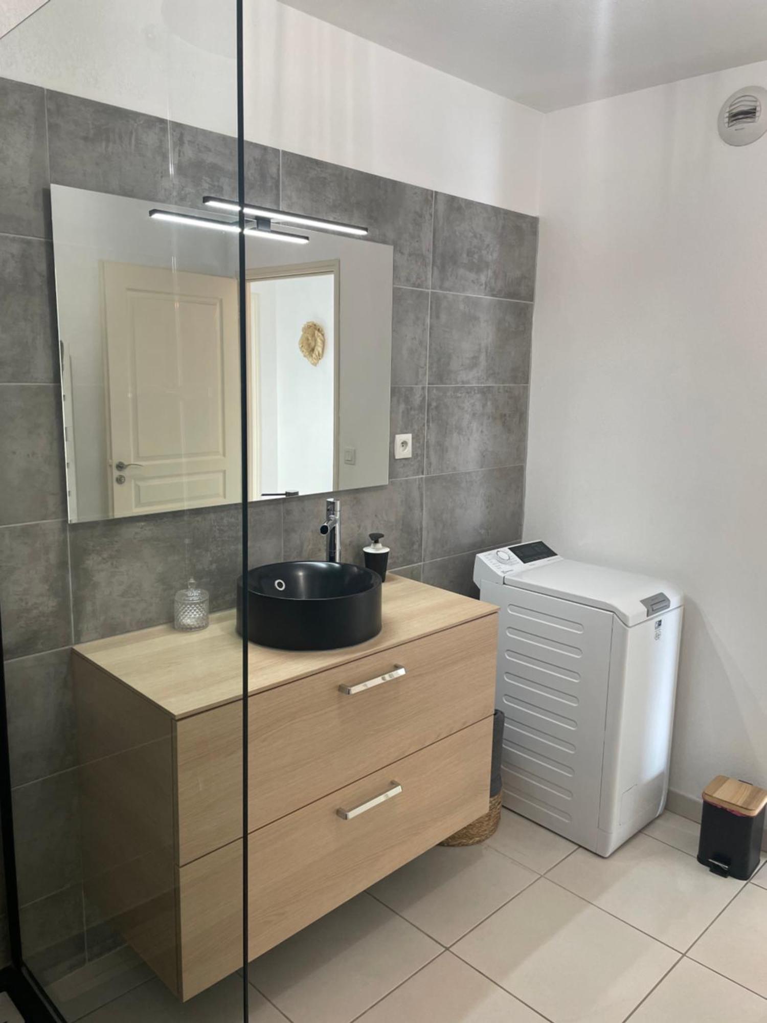 Appartement T3 Climatise,Balcon, Classe 3 Etoiles Le Boulou Εξωτερικό φωτογραφία